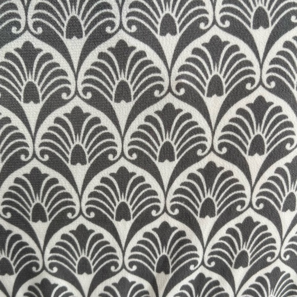 •Max Edition• NWT Sleeveless Patterned Babydoll Top - Size Small - Picture 5 of 11